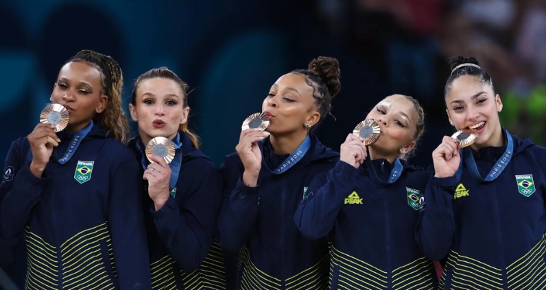 Brasil encerra Olimpíada com protagonismo feminino e histórico inédito de medalhas