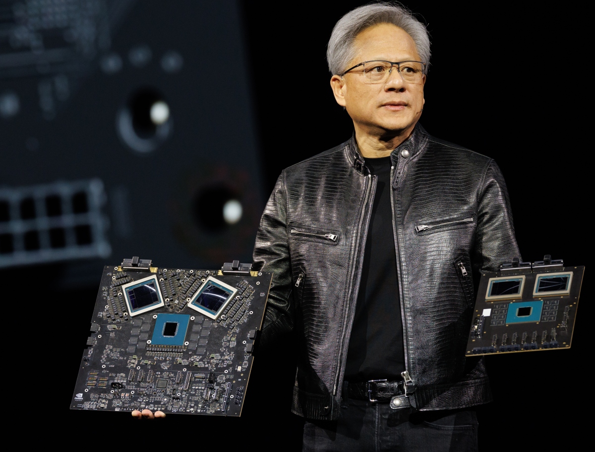 Jensen Huang, da Nvidia, diz que boom da IA está longe do fim e projeta mercado trilionário