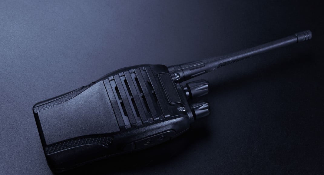 Um dia após pagers, walkie-talkies do Hezbollah também explodem