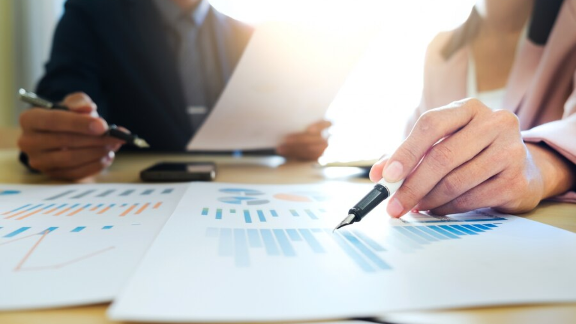 Boletim Focus eleva projeção da Selic para 11% em 2025