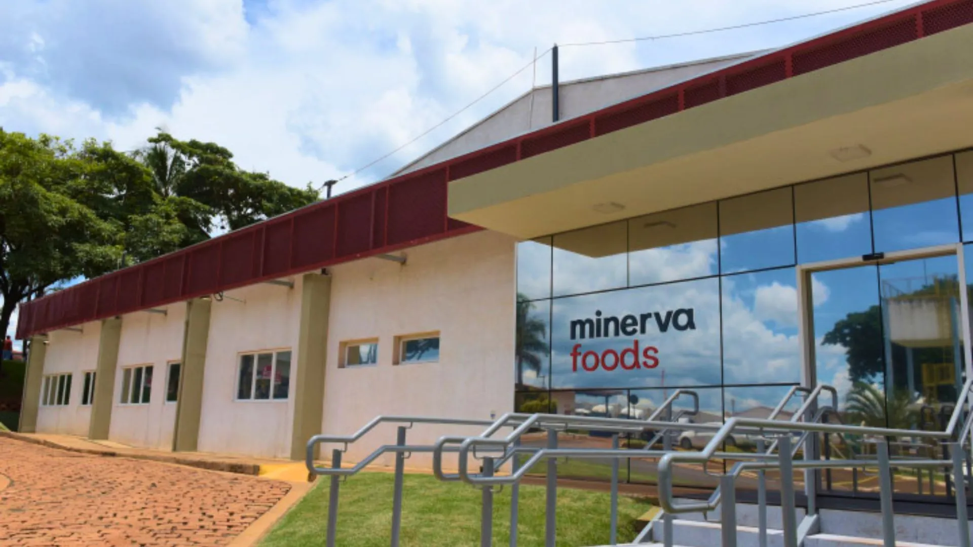 Minerva (BEEF3) tem aprovação definitiva para aquisição de ativos da Marfrig (MRFG3)