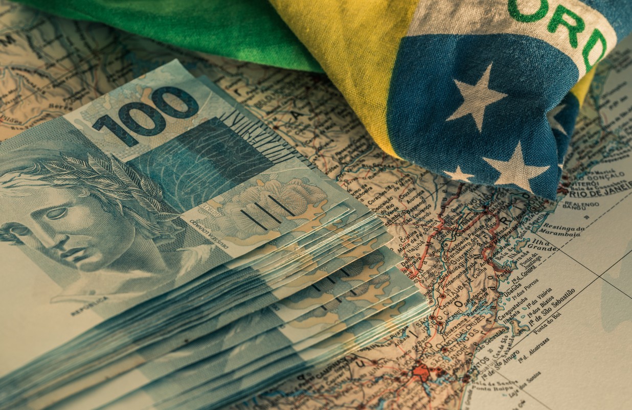 FMI piora projeção para dívida brasileira
