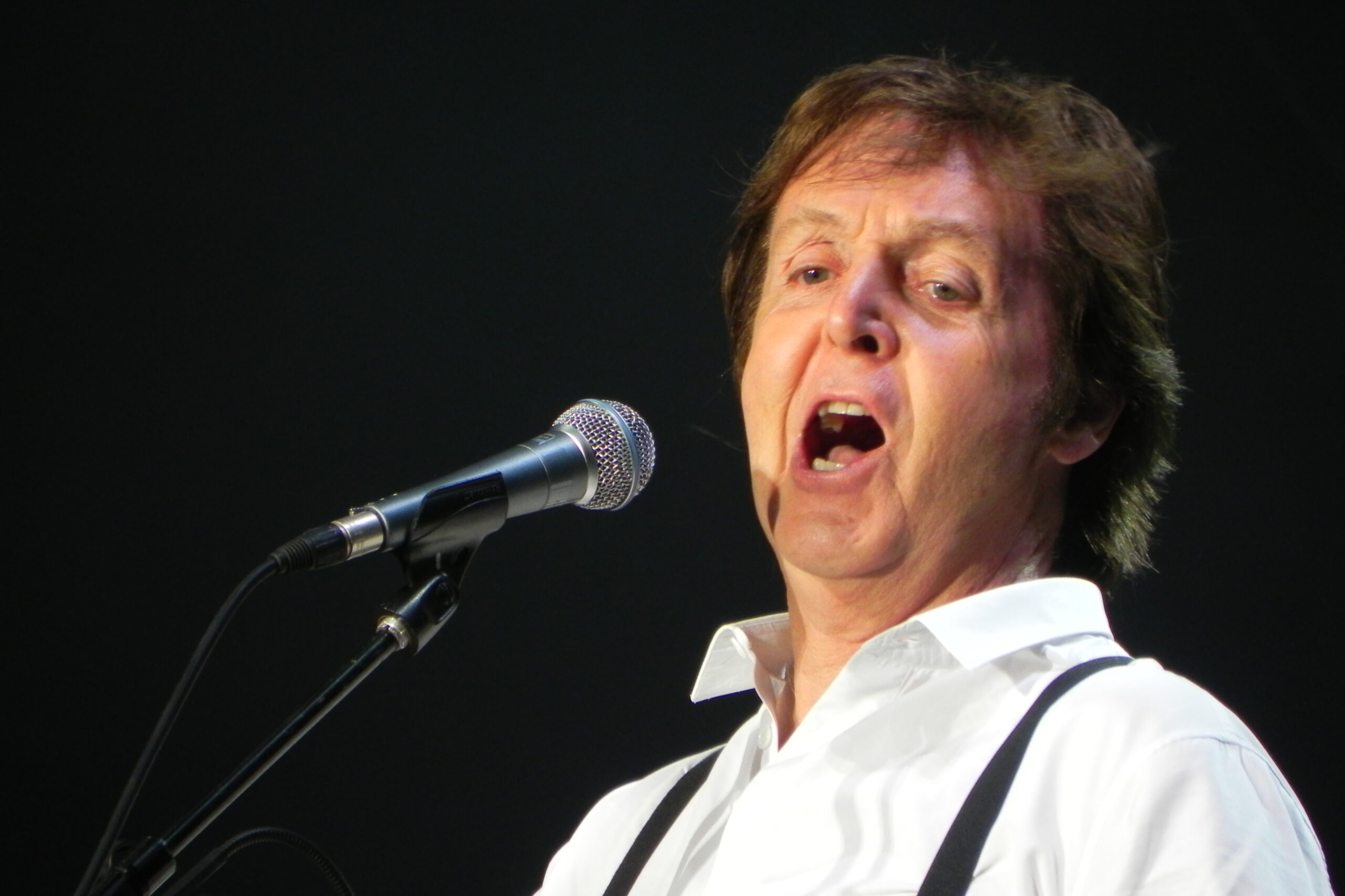 Paul McCartney tem fortuna estimada em 1 bilhão de libras pela 1ª vez