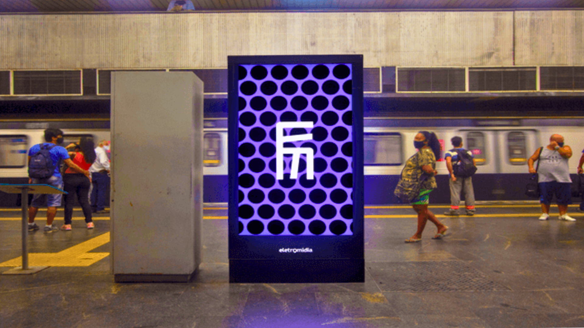 Eletromidia no metrô