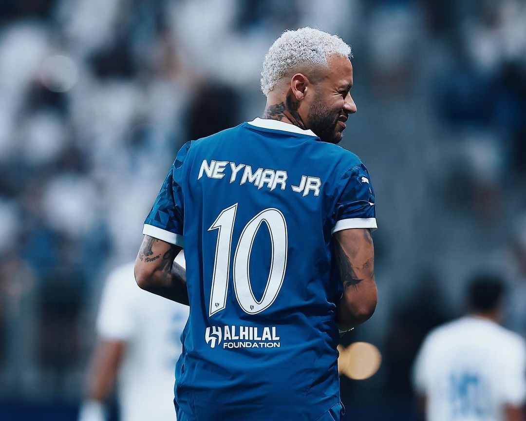 Neymar Jr. compra cobertura de alto luxo em Dubai