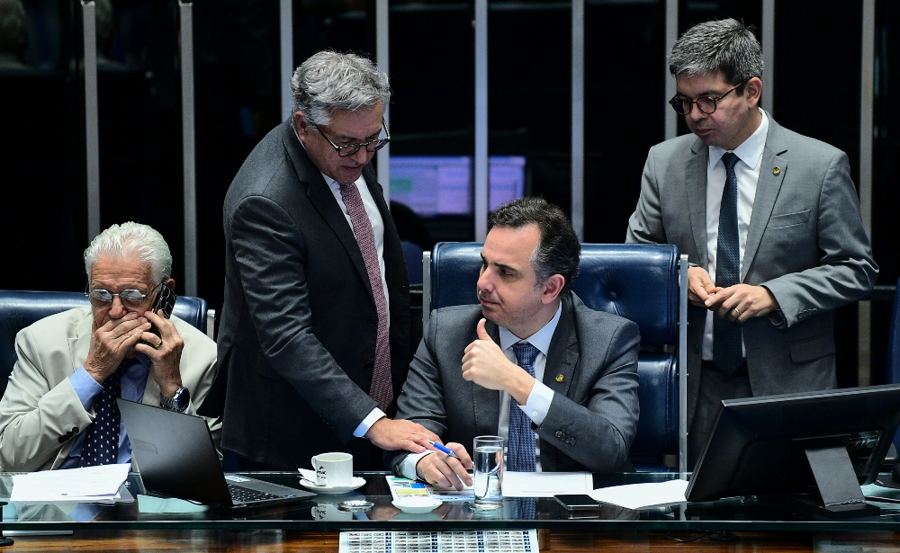 Senado aprova PLP do pacote fiscal