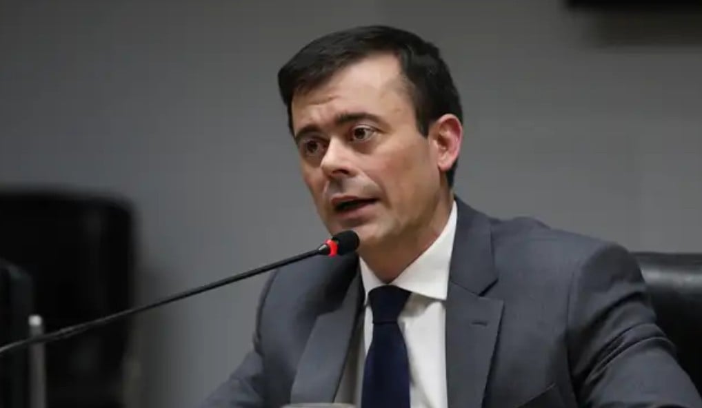 Ministério da Fazenda desmente saída de Rogério Ceron da Secretaria do Tesouro