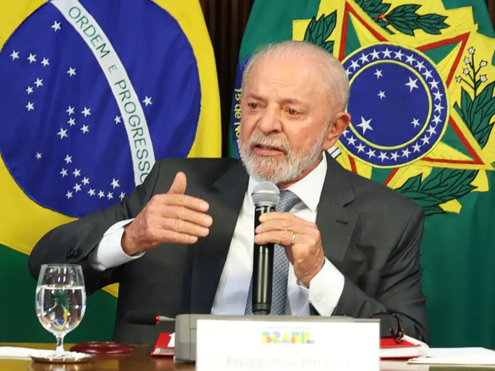 Lula convoca reunião sobre Meta