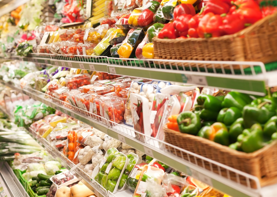 Alta dos alimentos: governo estuda reduzir imposto de importação de milho e etanol