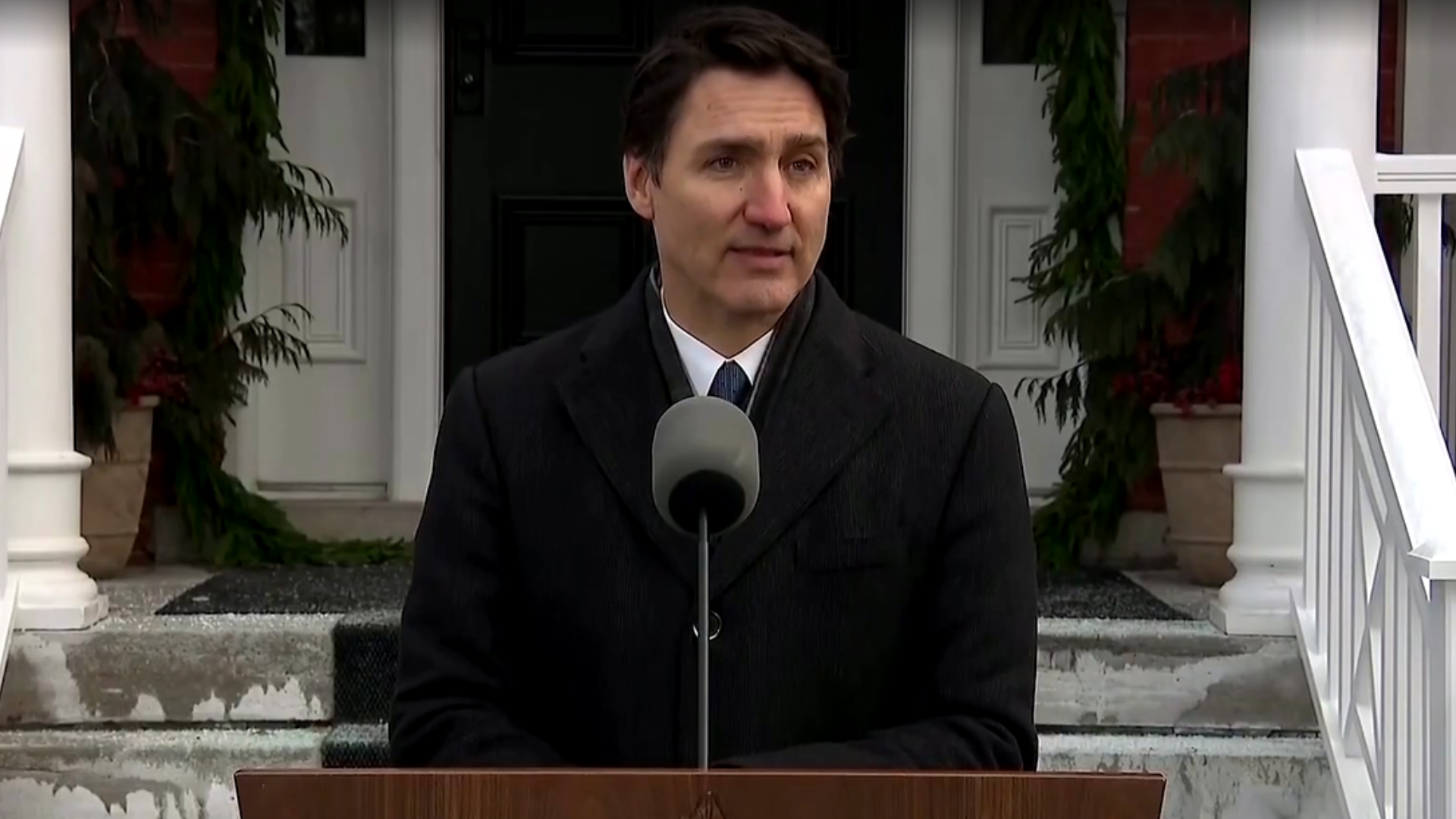 Canadá adota tarifa de 25% sobre produtos dos EUA