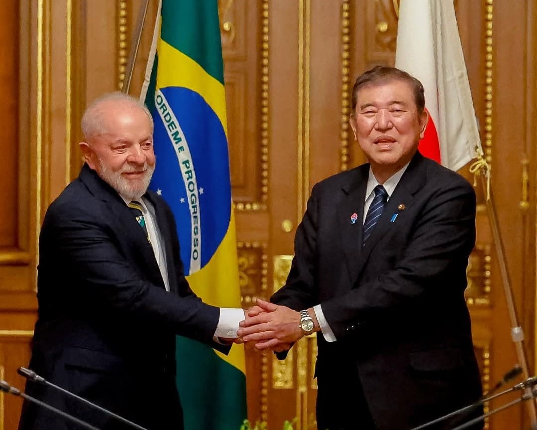 Brasil: Lula firma uma série de acordos com Japão