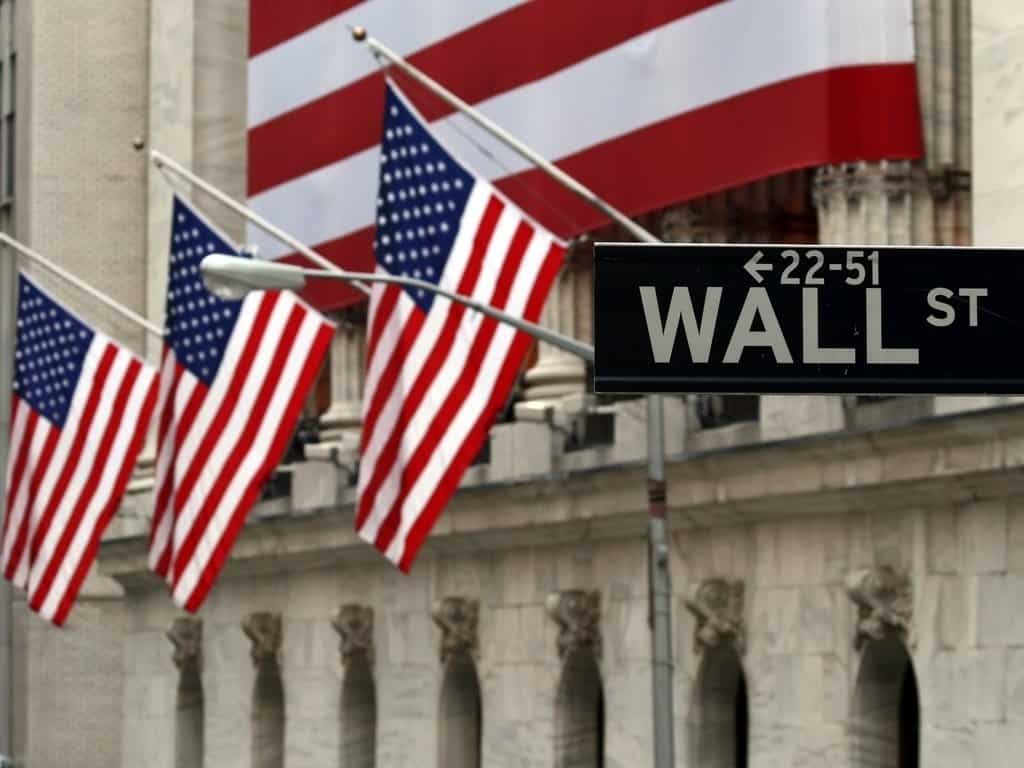 PMI dos EUA indica desaceleração econômica em fevereiro