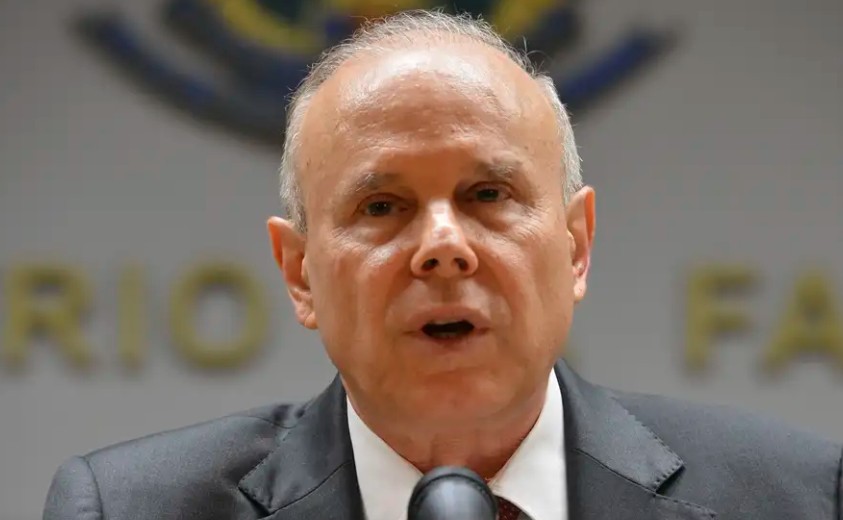 Guido Mantega não fará mais parte do conselho fiscal da Eletrobras