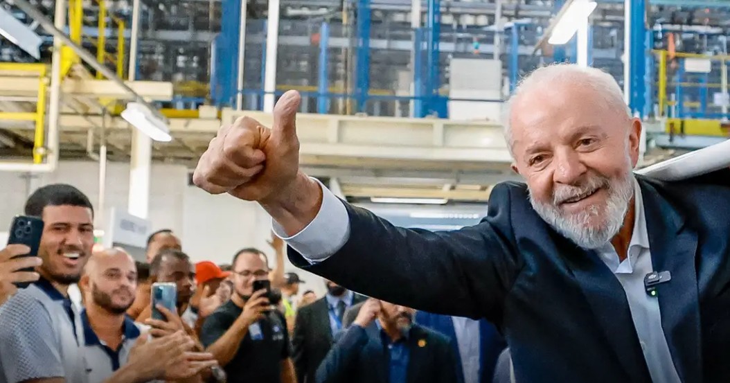 Eleições 2026: Lula lidera segundo turno contra candidatos da direita