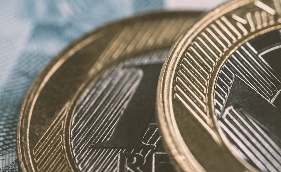 IGP-10 recua 0,01% em maio, puxado por commodities e preços no varejo