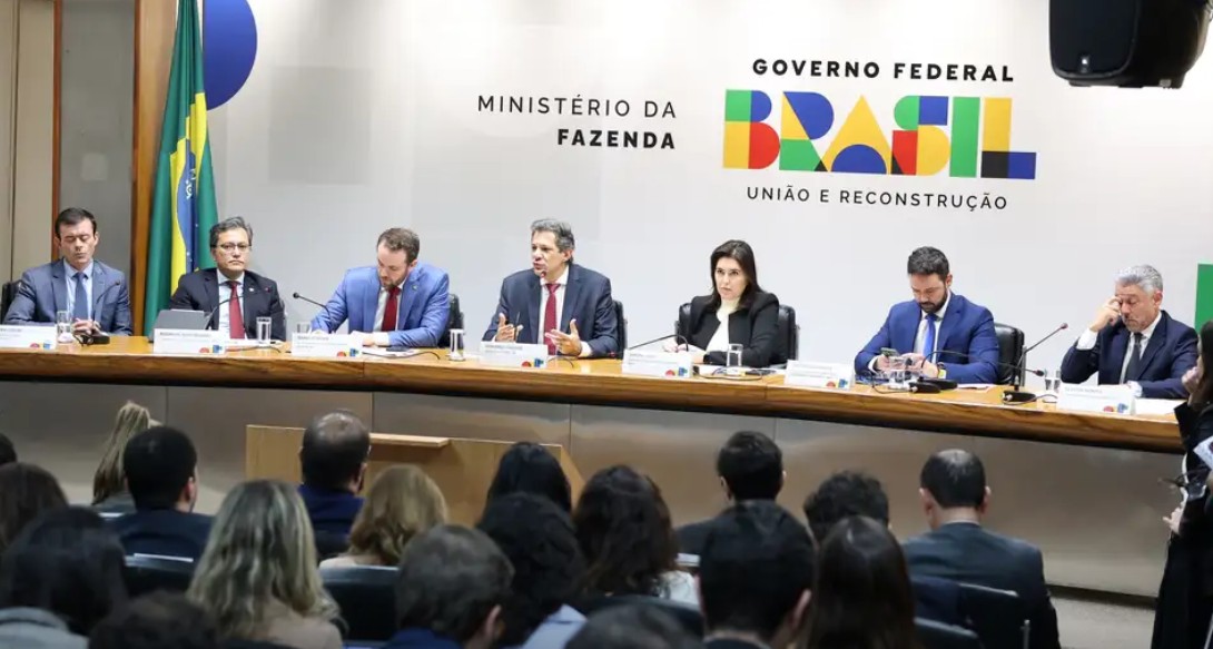 IOF e turbulência no mercado: especialistas apontam retrocesso e falha de comunicação