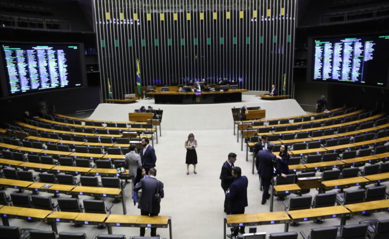 Câmara retira de pauta a MP 1303 e medida deve perder validade