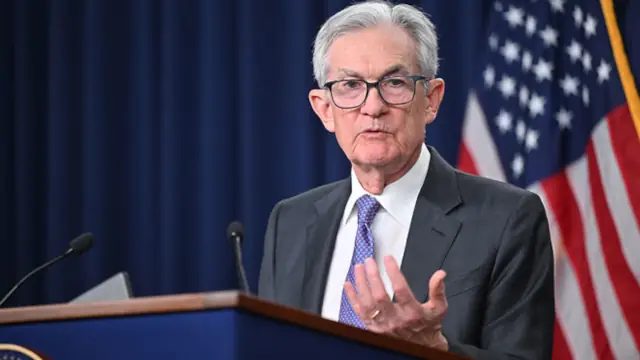 Powell pode ficar até 2028 no Fed, apesar de pressões de Trump