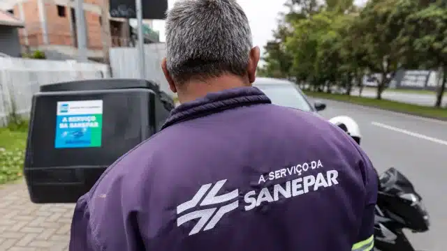 Sanepar está barata na Bolsa e é alvo de privatização