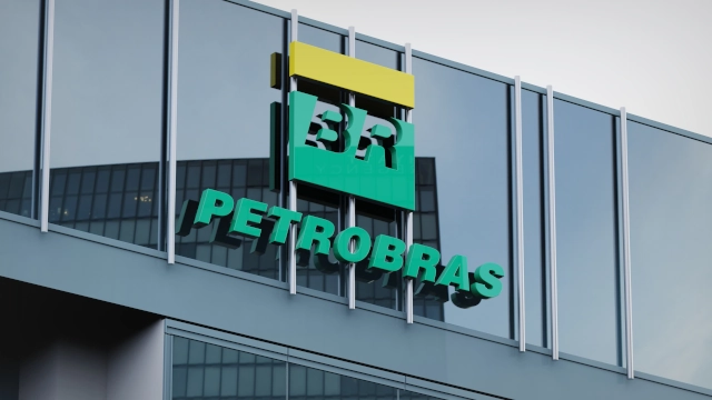Produção e vendas da Petrobras ficam dentro do esperado, apesar de trimestre mais fraco
