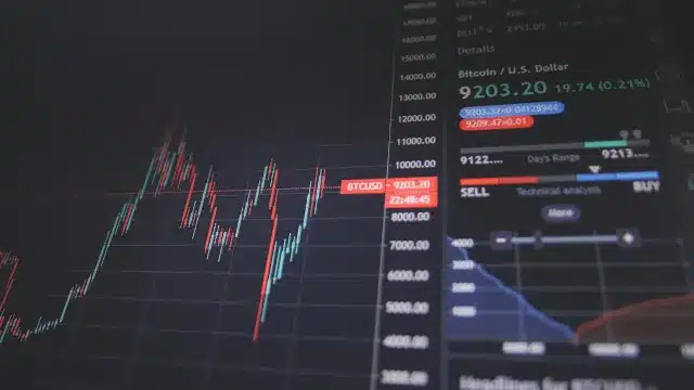 Até quando as ações da Totvs e Locaweb vão cair?