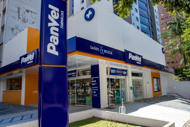 Fachada de farmácia da Panvel