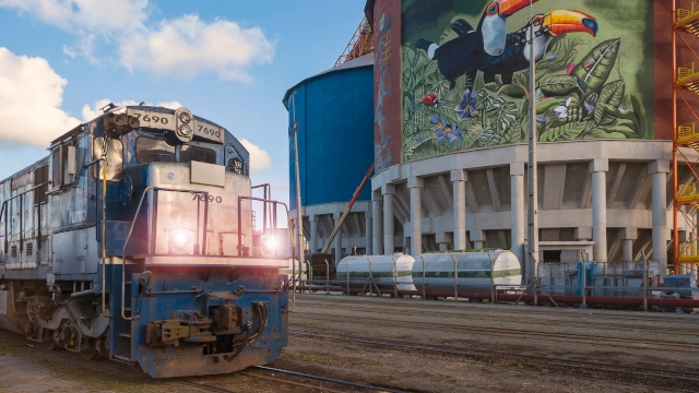 Trem da Rumo Logística no pátio do terminal de Santos