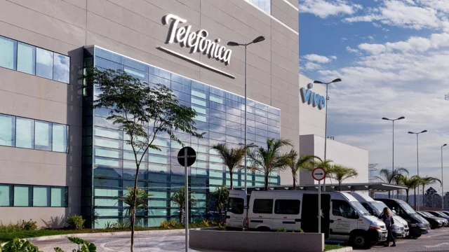 Vivo usa IA para prever falhas na rede de fibra antes que o cliente perceba