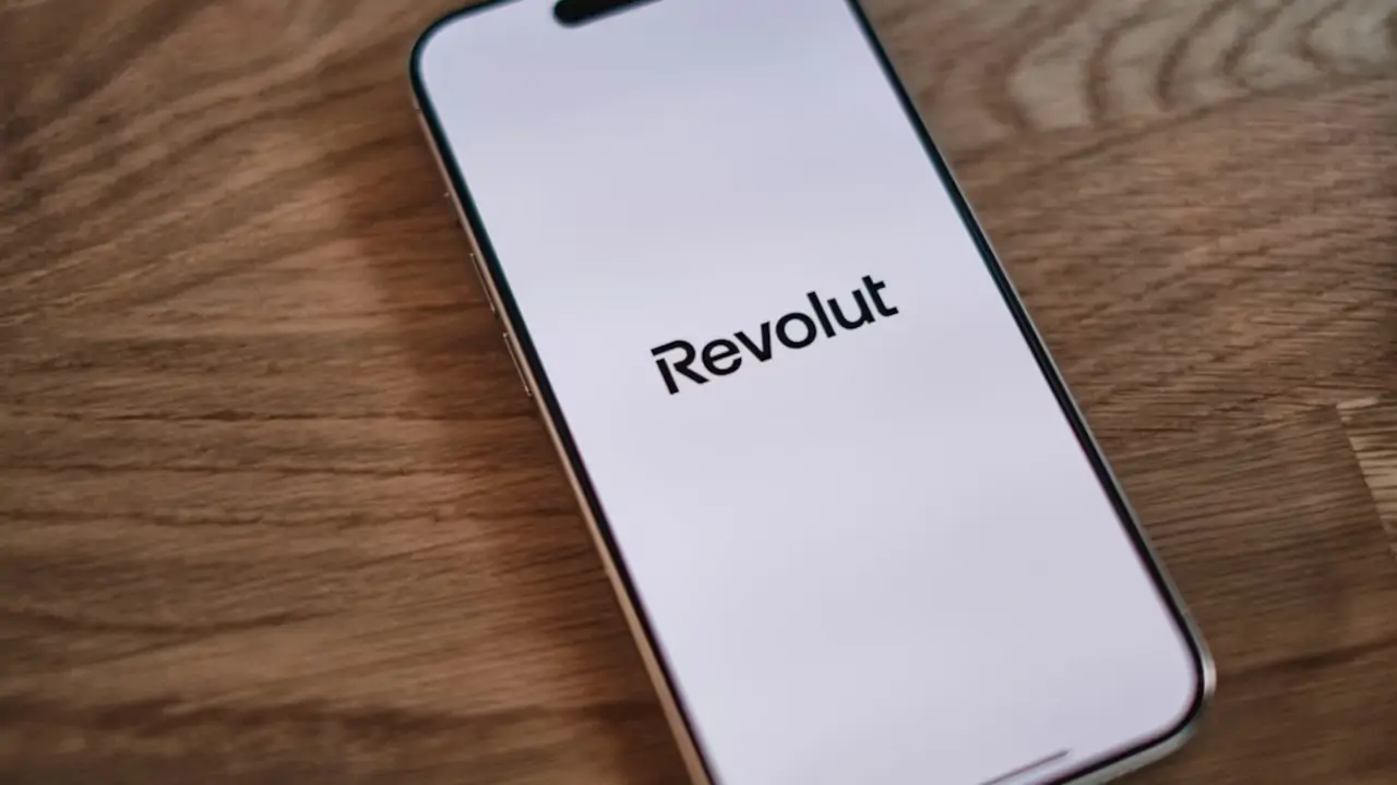 Revolut: O que ainda falta para o IPO e avaliação de US$ 200 bilhões