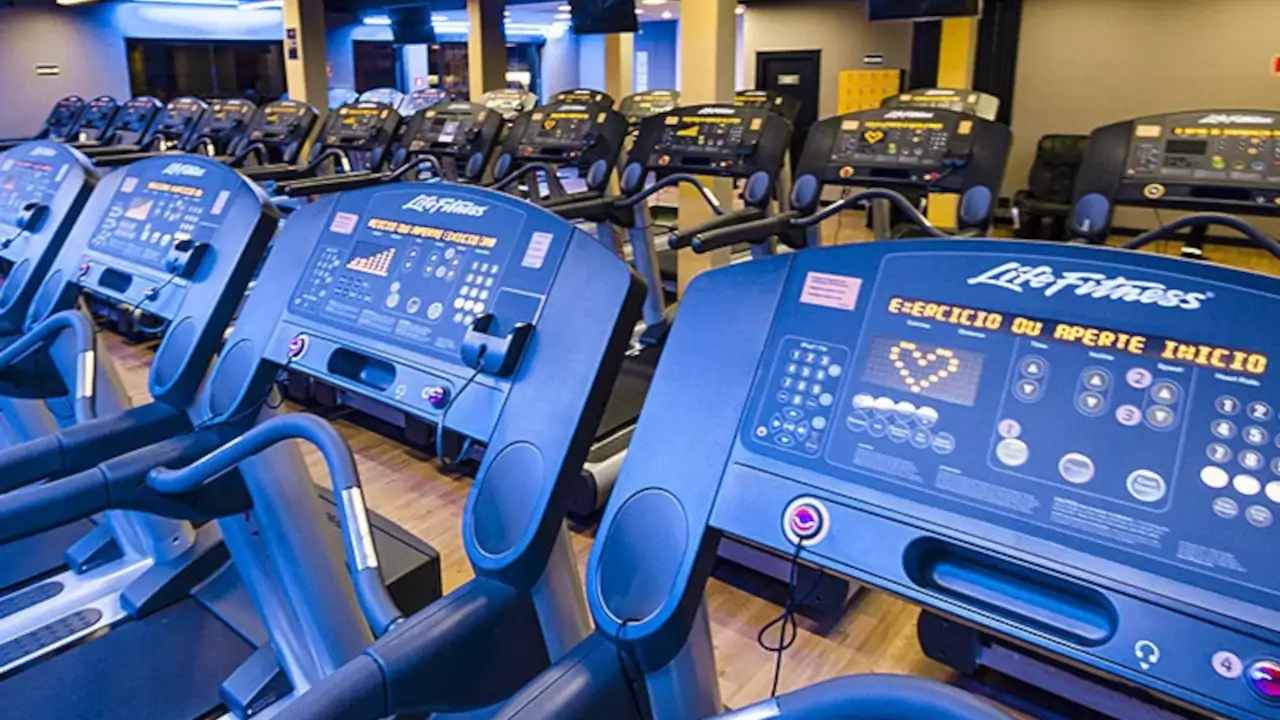 Smart Fit bate recordes no 1º tri com receita acima de R$ 2 bi