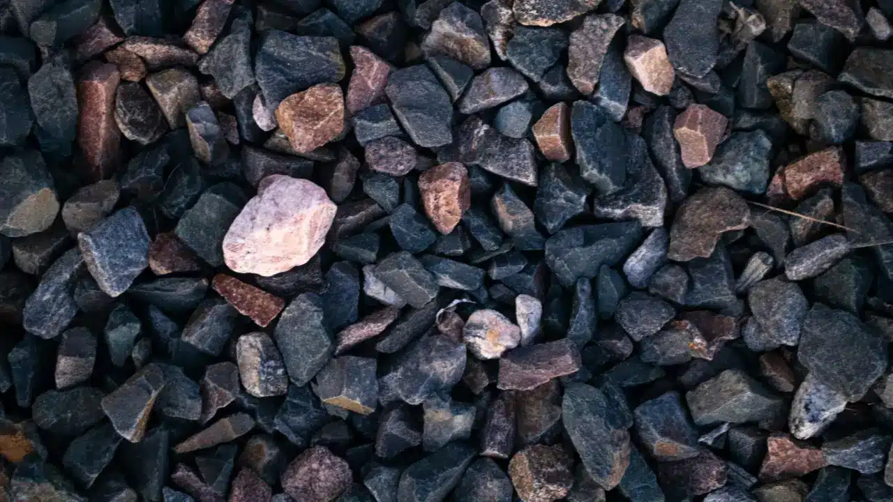 Embarques de minério de ferro sobem 3% na semana com avanço da Austrália