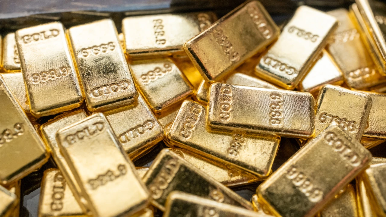 Entenda como a queda do preço do ouro afeta empresas como a Aura