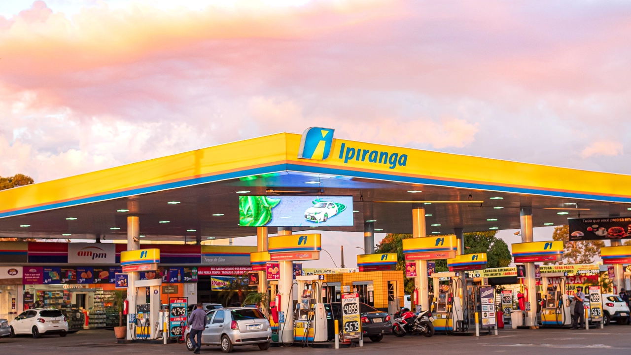 Fachada do posto Ipiranga, empresa do grupo Ultrapar