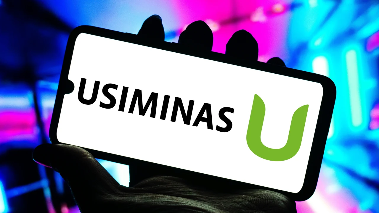 Ação da Usiminas é uma “faca caindo”