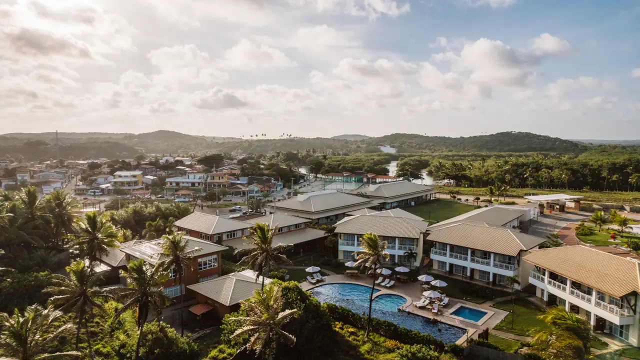 Hotel Ponta de Inhambupe aposta em turismo de reconexão no litoral norte da Bahia