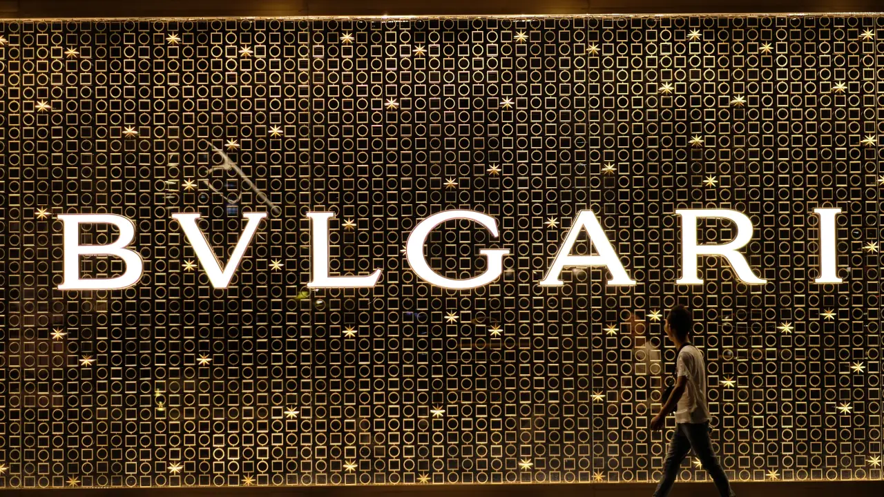 Dentro da mala de bordo: os novos kits Bulgari da Emirates