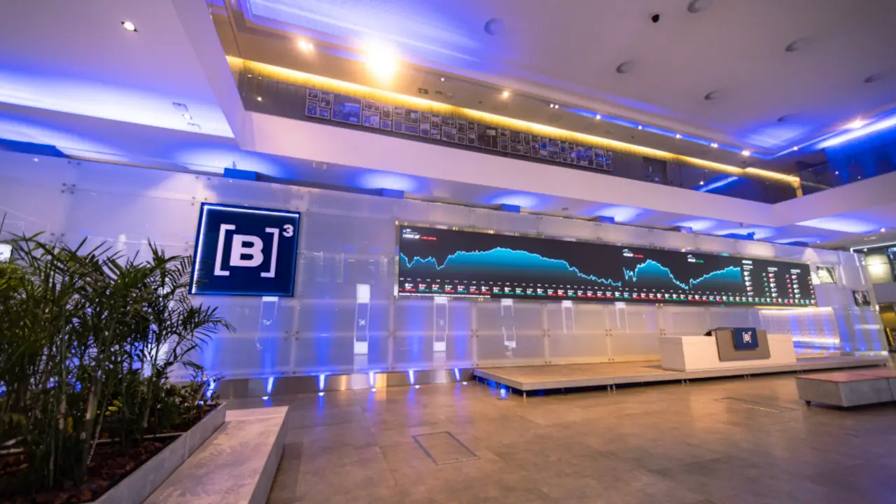 Petróleo e combustíveis lideram giro financeiro da B3 em março