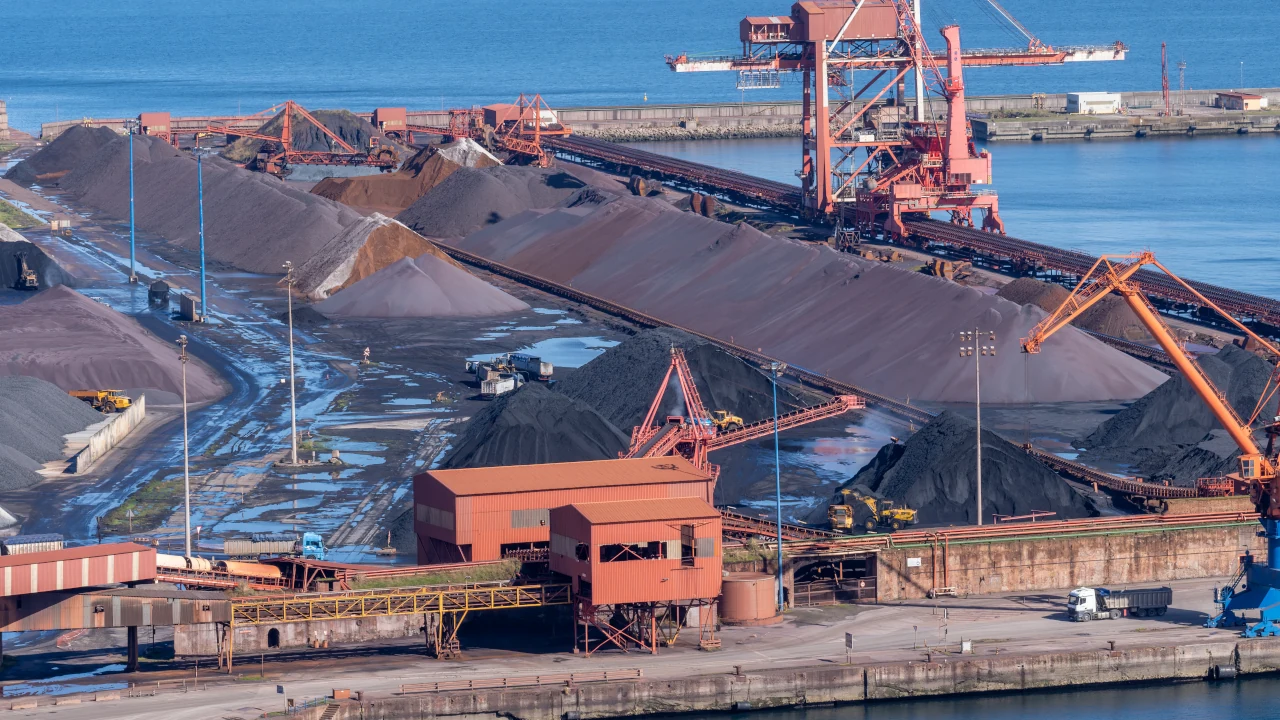 Minério de ferro hoje recua com sinais de fraqueza na economia da China