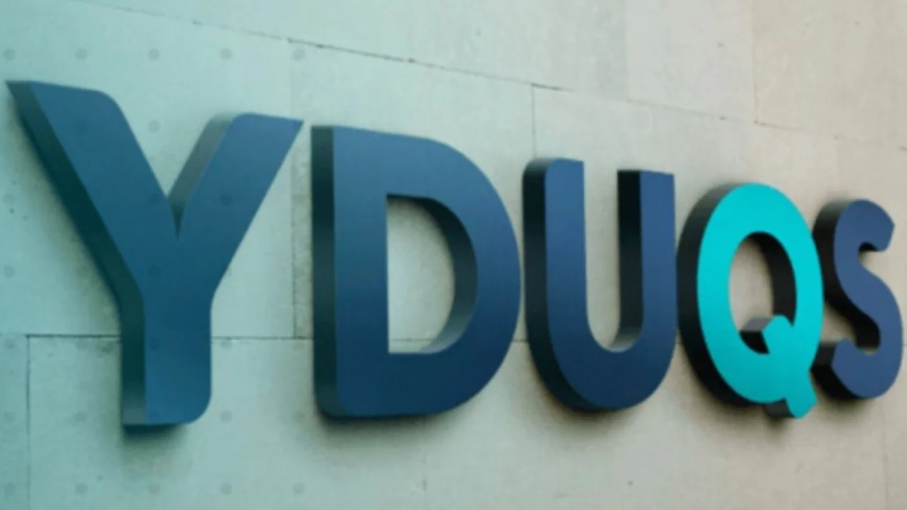 Yduqs cai 6,5% e lidera perdas do Ibovespa com captação EAD 51% menor