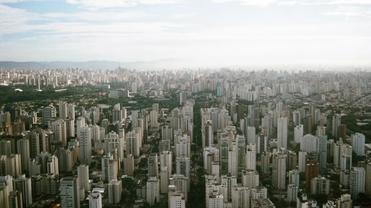Imóveis de alta renda enfrentam esgotamento da demanda em SP