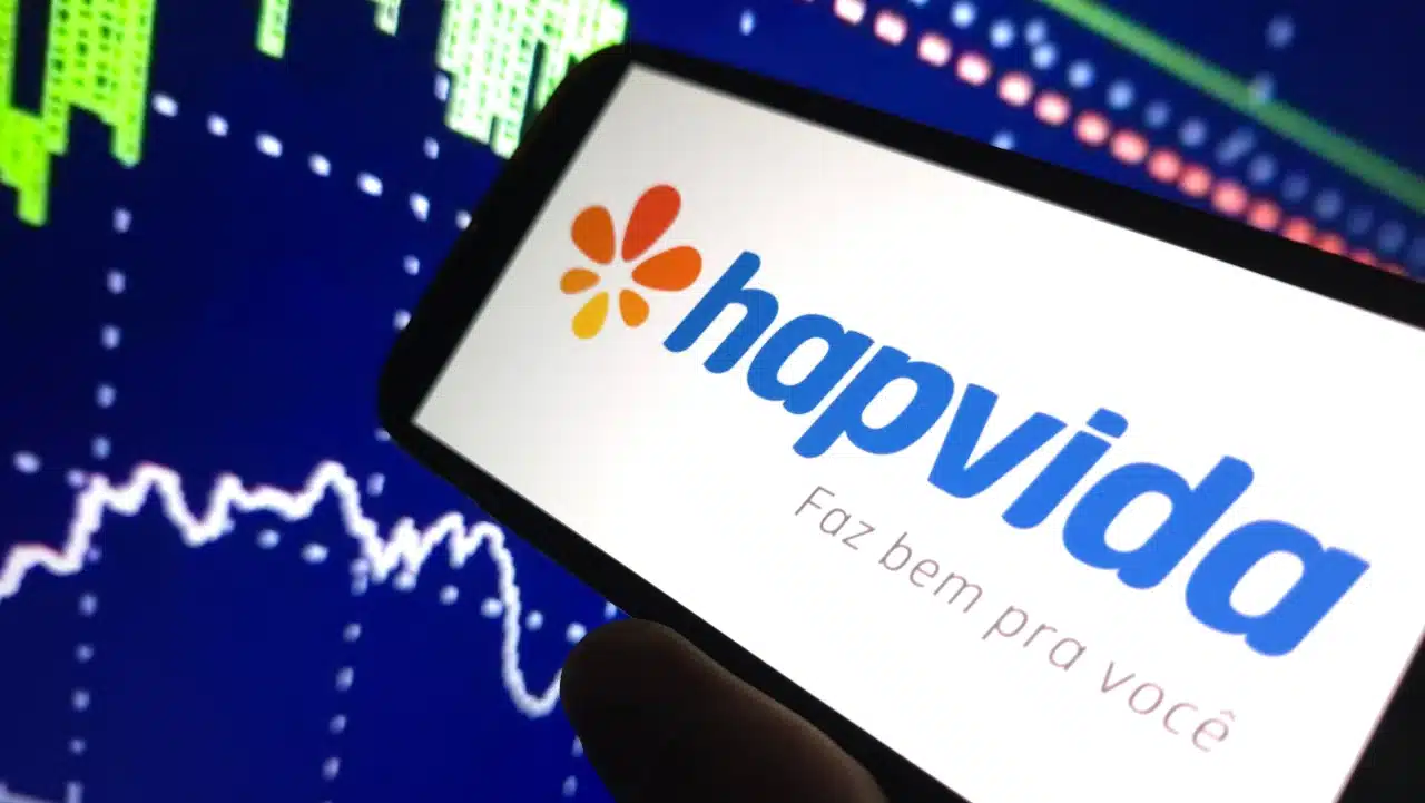 Logo da Hapvida em tela de celular