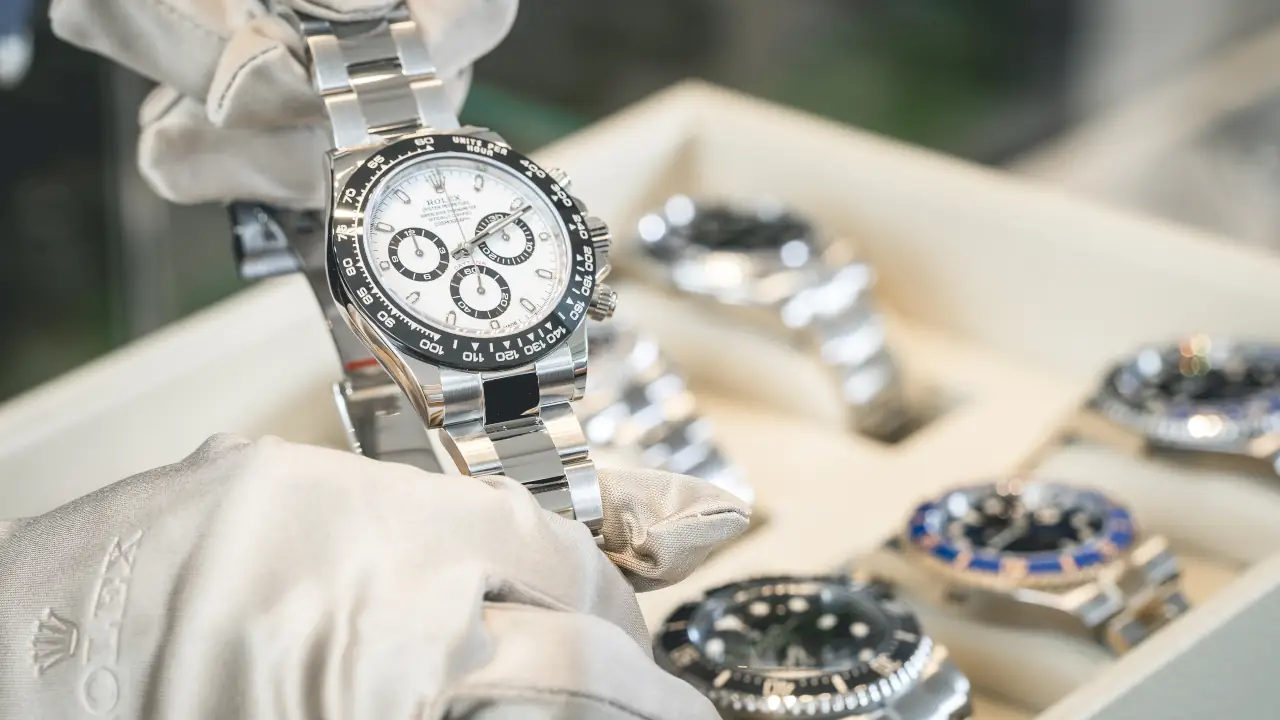 Rolex usados certificados: mercado cresce 61% e mira US$ 1 bilhão em vendas