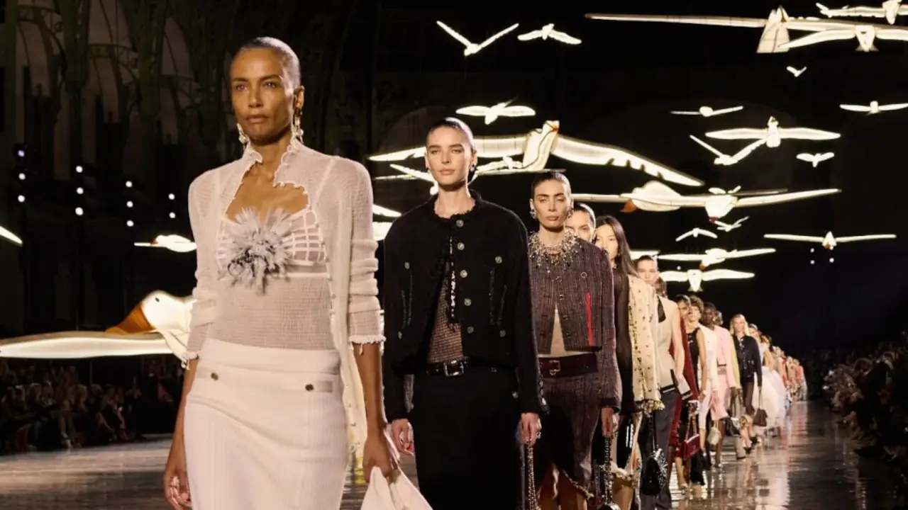 Chanel cresce 16% e transforma a era Matthieu Blazy em desejo e vendas