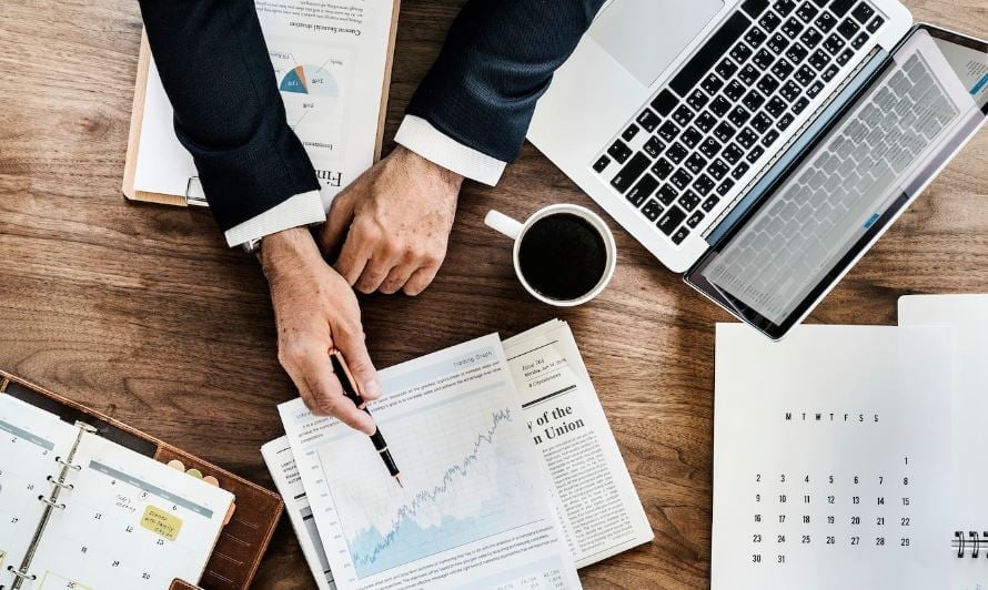 Saiba como montar um plano de investimento para a faculdade de seus filhos