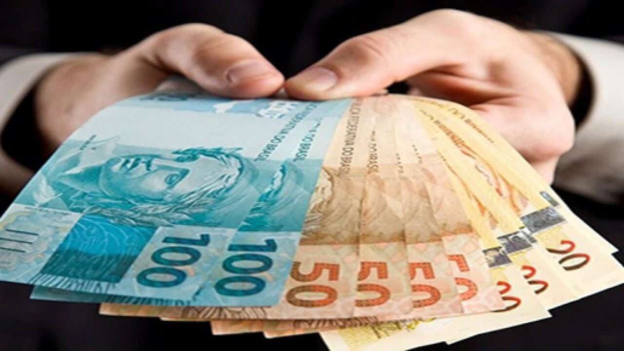 Salário mínimo 2024: veja novo valor e quando passa a valer