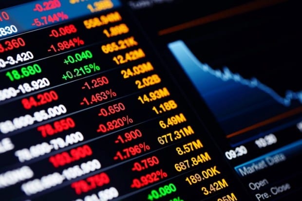 Bolsa encerra semana com queda de 3,37% e dólar a R$ 5,83