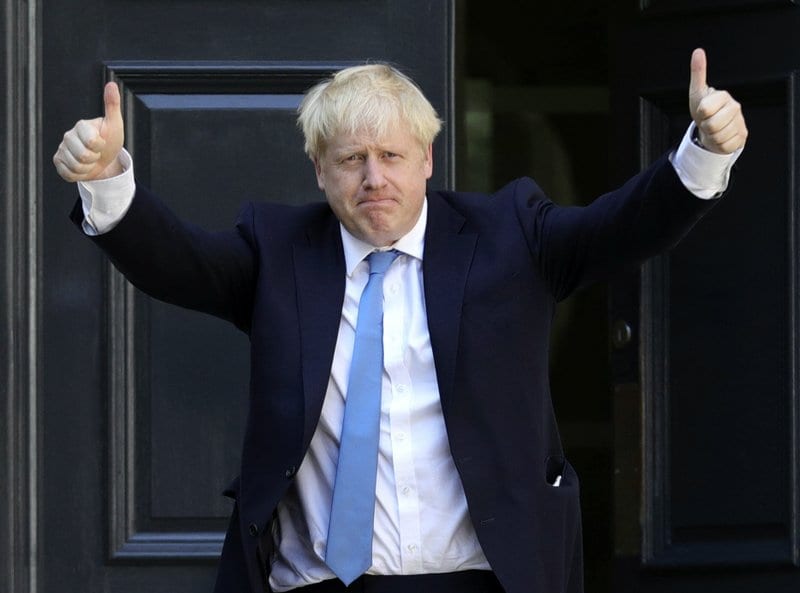 Vitória de Boris Johnson no Reino Unido é recebida com alívio na União Europeia