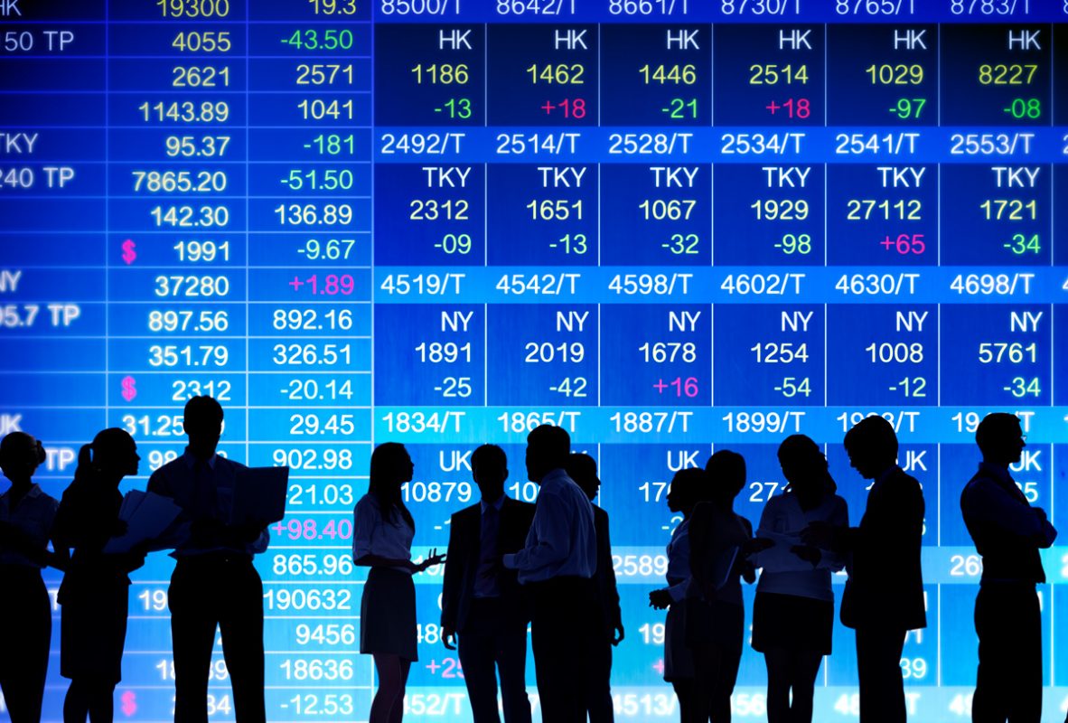 Ibovespa sobe 1,13% e acompanha exterior com enfraquecimento de surto