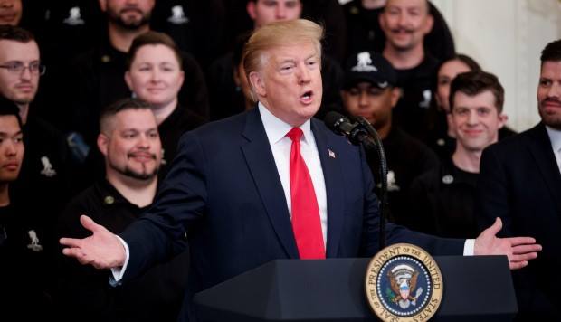 Trump eleva tarifas de importação sobre aço e alumínio e isenta Brasil