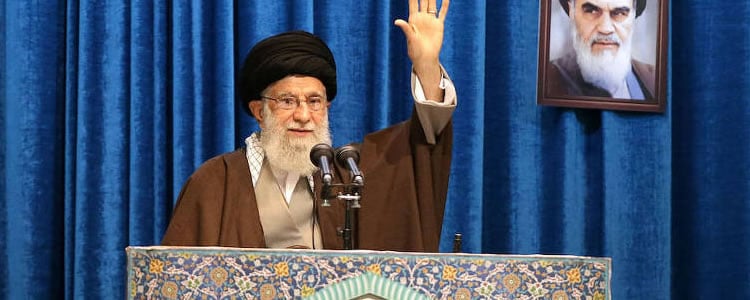 Aiatolá Khamenei sobe o tom das críticas aos EUA e à Europa